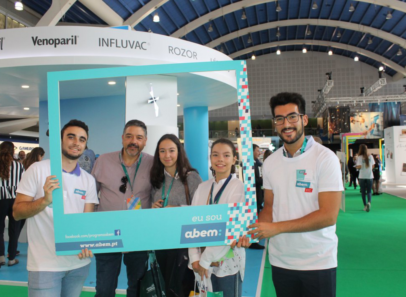 voluntarios-carousel-image-1